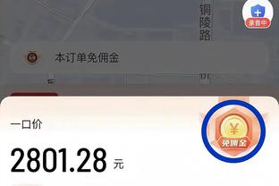 没见过吧？伯利盛装亮相电影金球奖典礼，霉霉甜茶出席